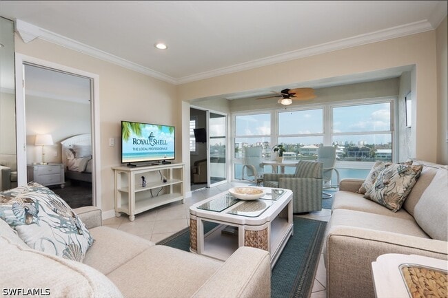 Building Photo - 271 Southbay Dr