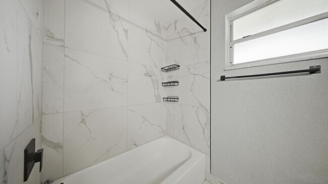 Building Photo - 4681 SW 43rd Terrace