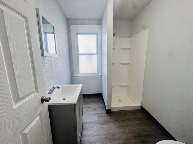Building Photo - 3616 W 47th St