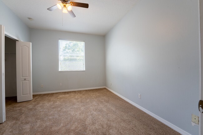 Building Photo - 3581 Wilshire Way Rd