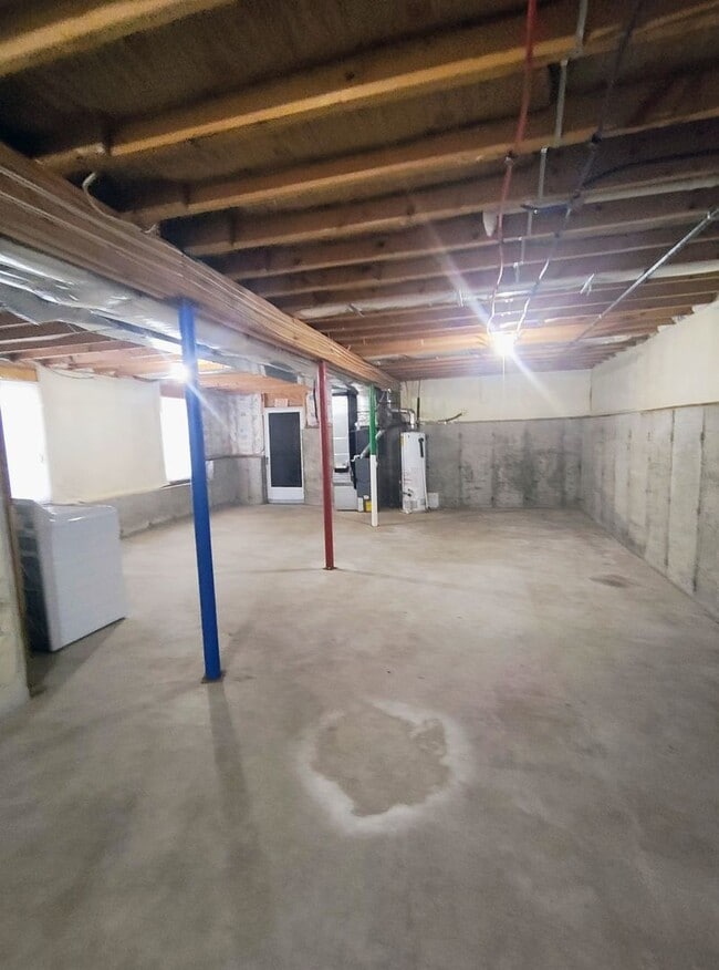 Building Photo - *****Providence/Mount Pleasant – Single Fa...