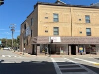 Building Photo - 275 Main St