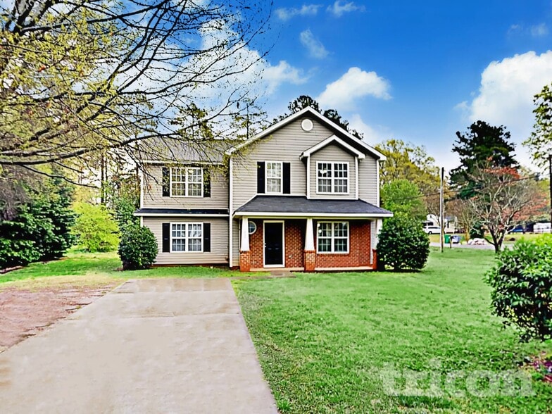 Building Photo - 1204 Thompson Ave