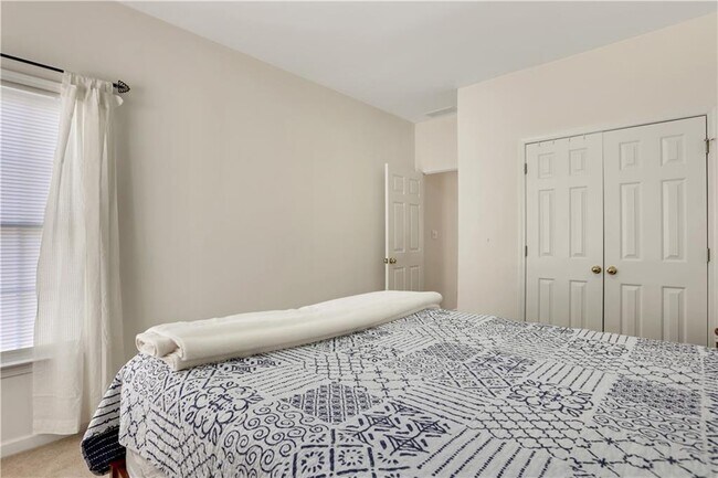 Building Photo - 6505 Daniel Ct