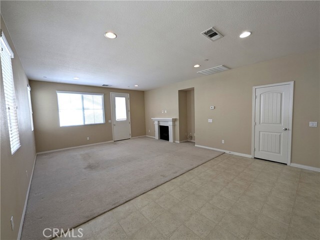 Building Photo - 7450 Silver Saddle Ct