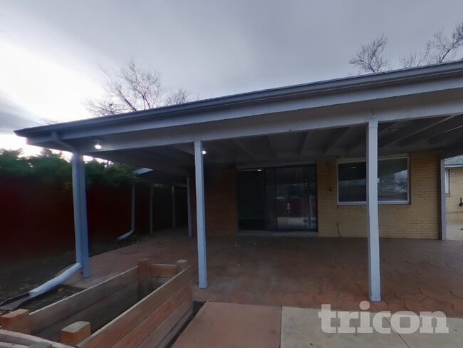 Building Photo - 1952 S Tennyson St