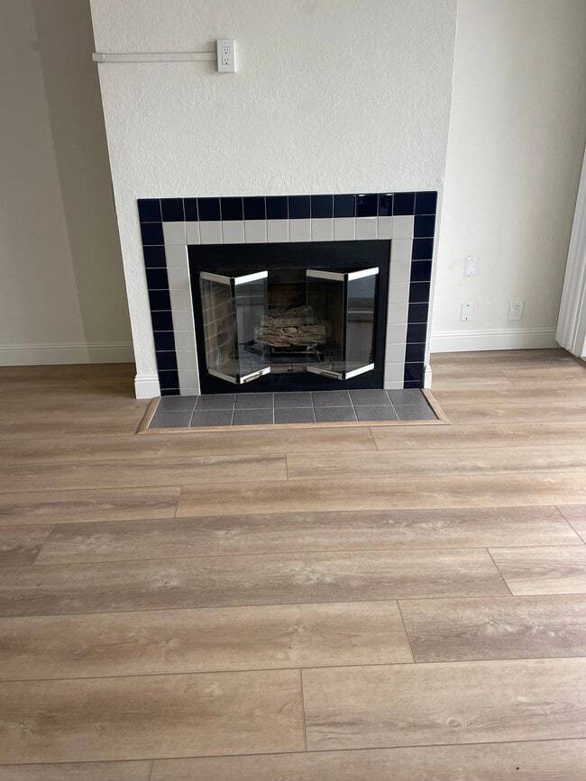 Building Photo - 5039 E Ocean Blvd