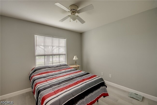 Building Photo - 15472 Admiralty Cir
