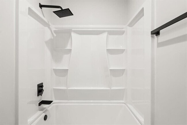 Building Photo - 2895 Jones Mill Rd