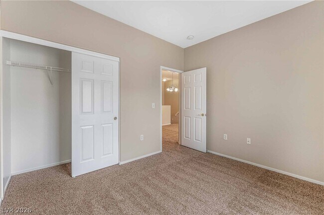 Building Photo - 6170 E Sahara Ave