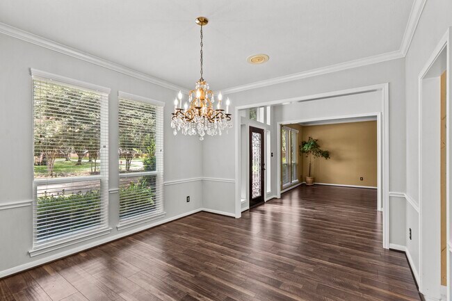 Building Photo - 2210 Bay Haven Way