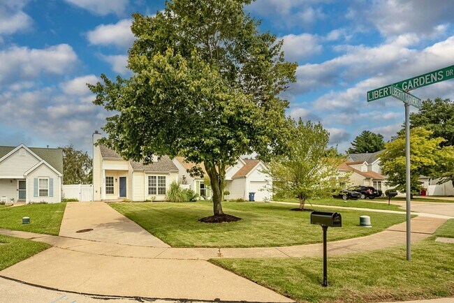 Building Photo - 2666 Liberty Gardens Dr