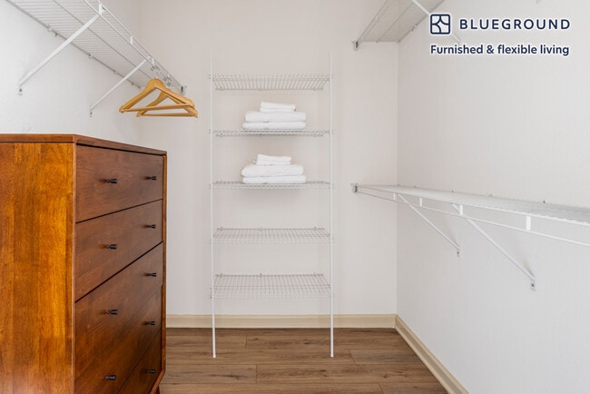 Building Photo - 501 Murphy Ranch Rd