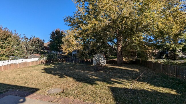 Building Photo - 3-bed home in Lewis Central school district