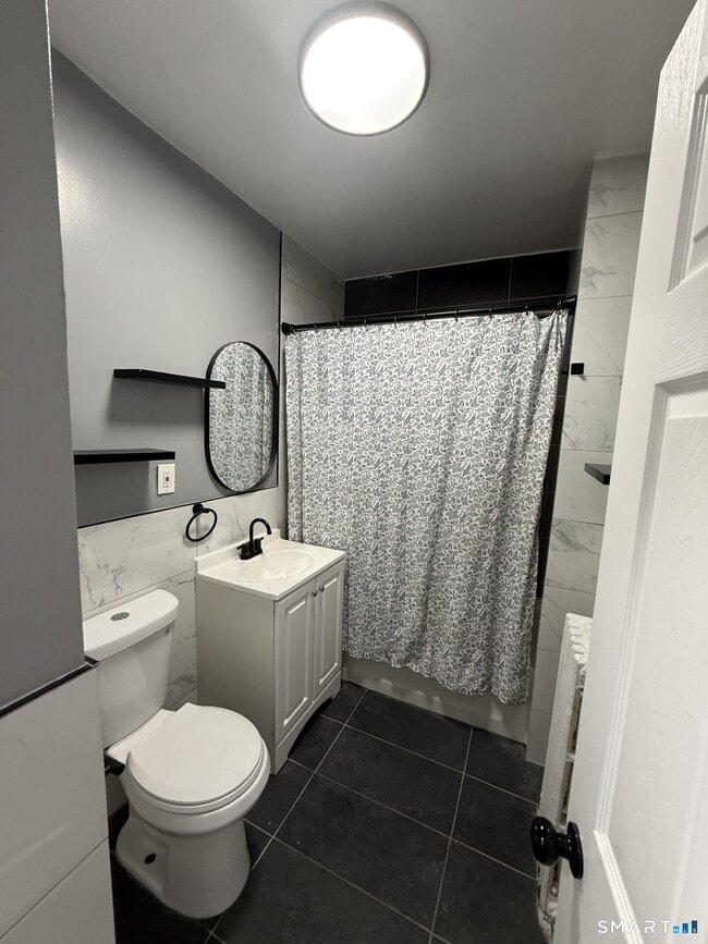 Building Photo - 85 Kent St