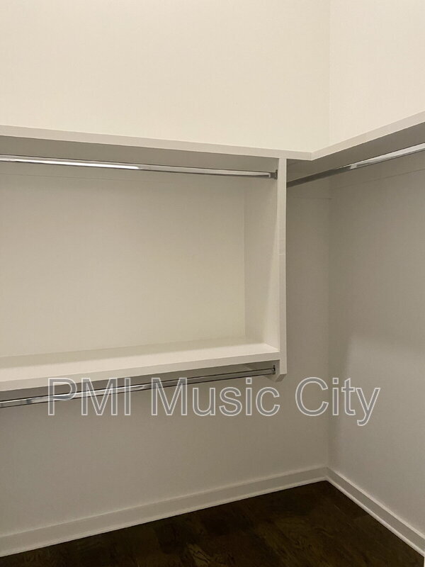 Building Photo - 1677 54th Ave N