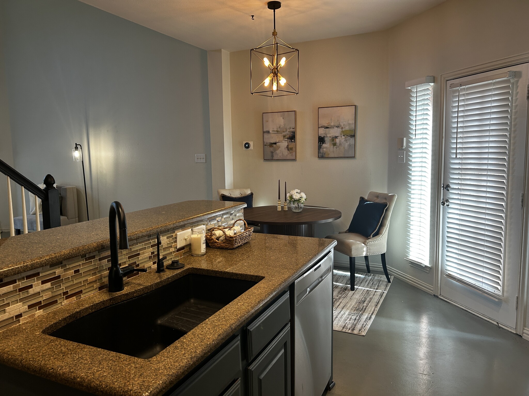 Building Photo - 1796 Massey Dr