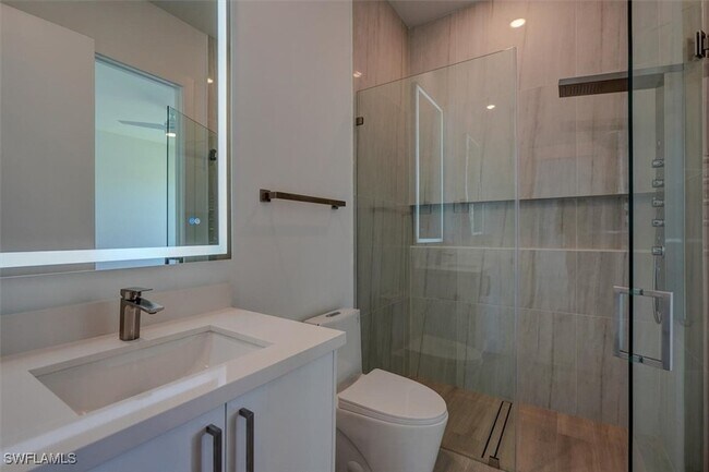 Building Photo - 1227 NW 40th Pl