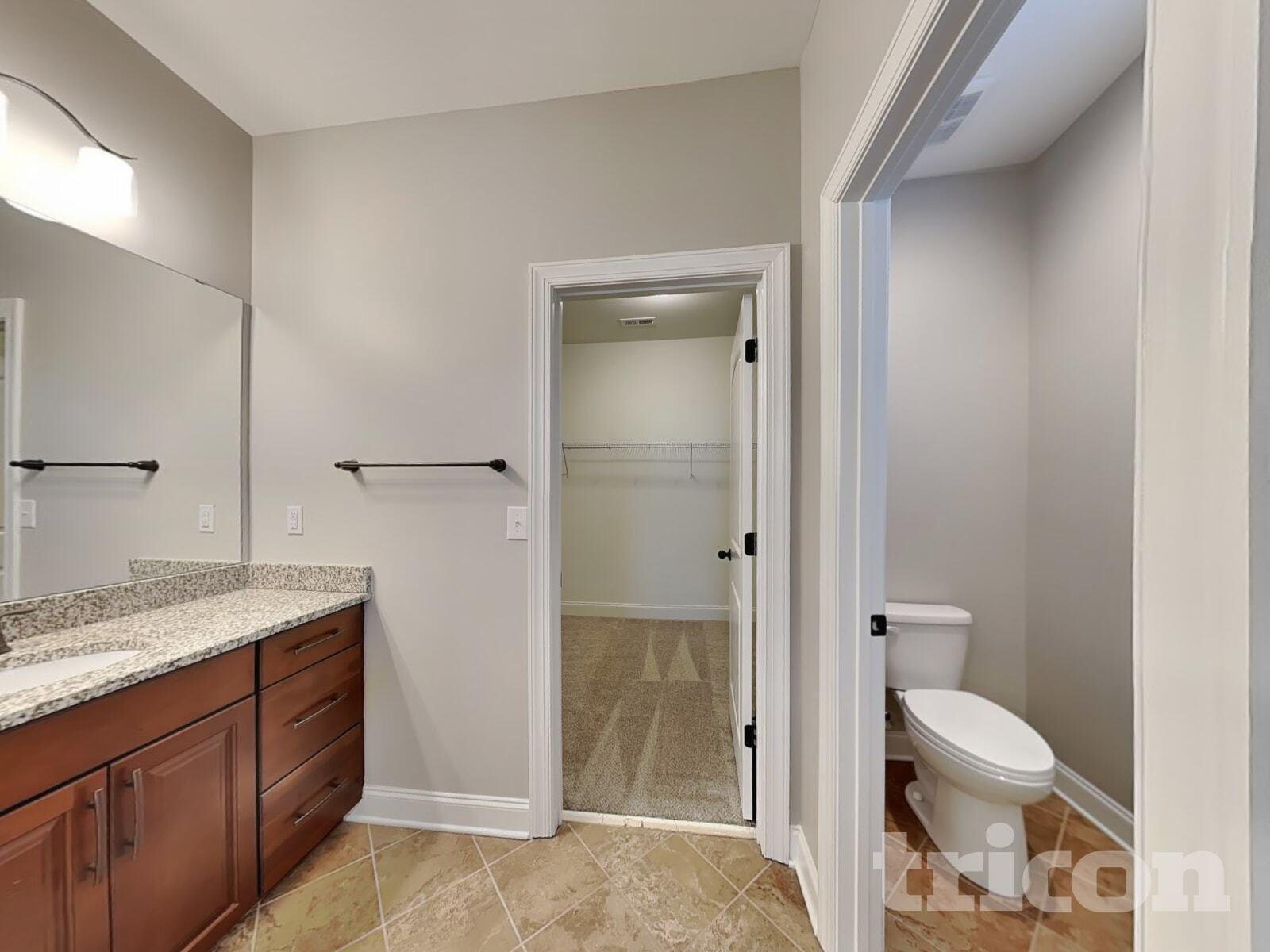 Building Photo - 10403 Drake Hill Dr