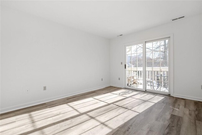 Building Photo - 2802 Morgan Dr