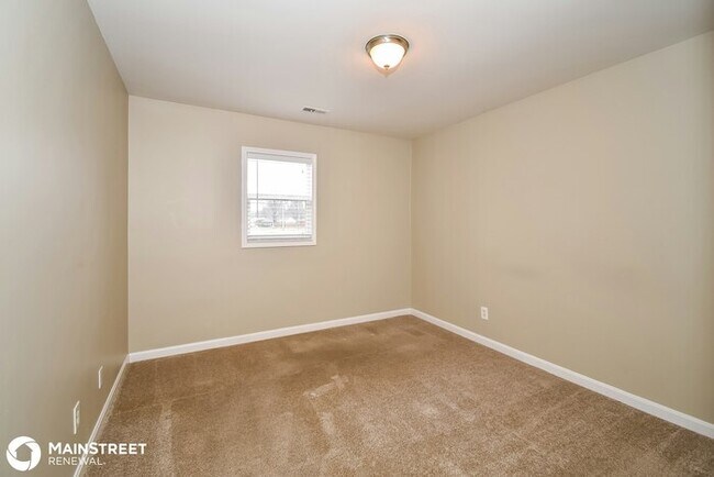 Building Photo - 3408 Mardale Dr, Louisville, KY 40299