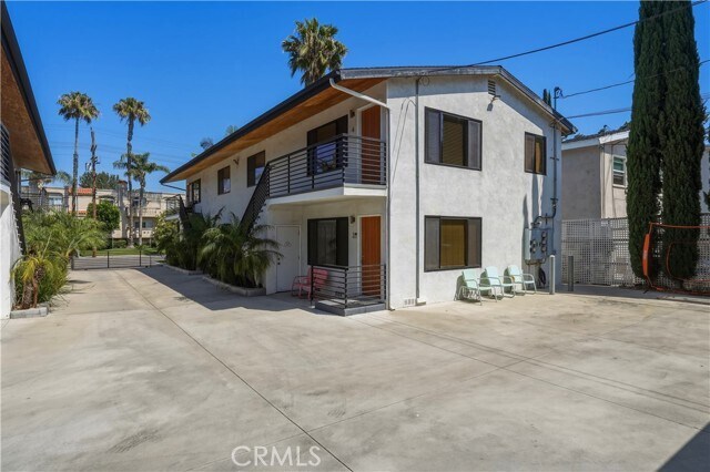 Building Photo - 4965 Kester Ave