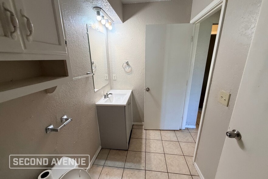 Building Photo - 329 NW 119th St