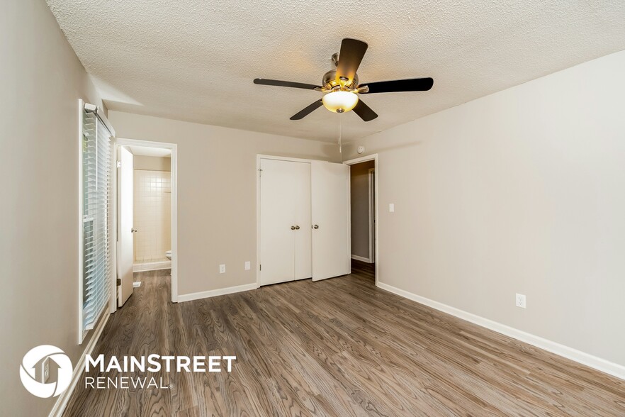 Building Photo - 6482 Chrissy Dr