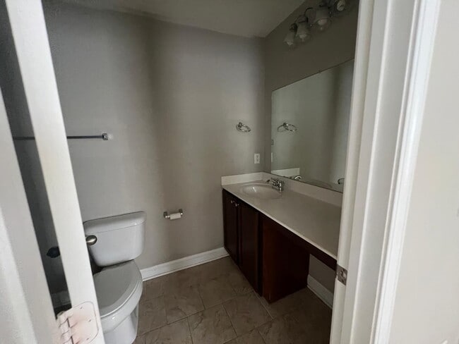 Building Photo - 155 Point Comfort Ln