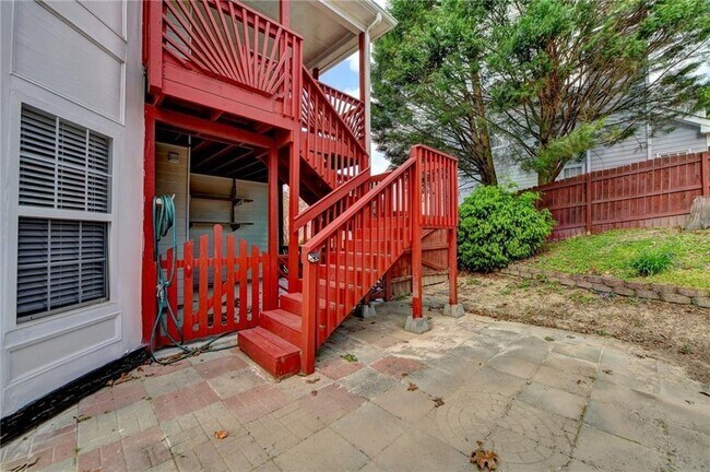 Building Photo - 1558 Macy Ln