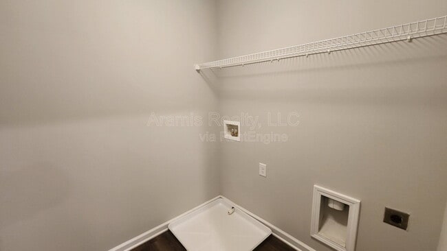 Building Photo - 5248 Pinnacle Walk