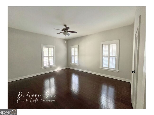 Building Photo - 208 Bartlett St