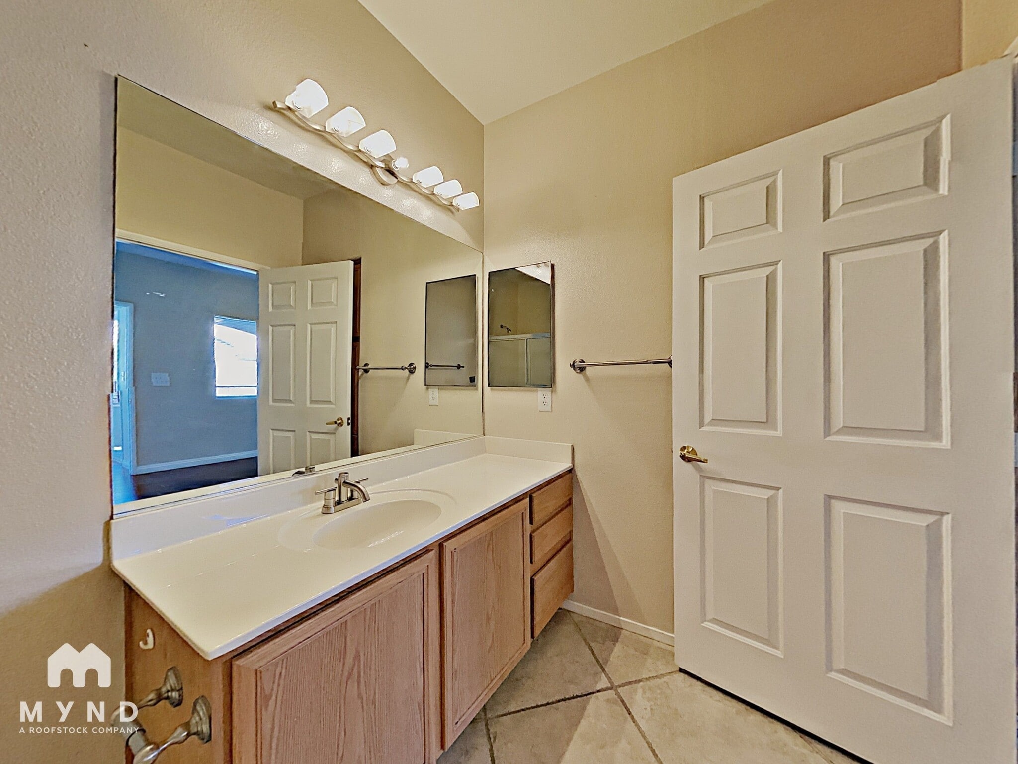 Building Photo - 9580 W Reno Ave