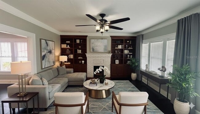 Building Photo - 403 S Albany Ave