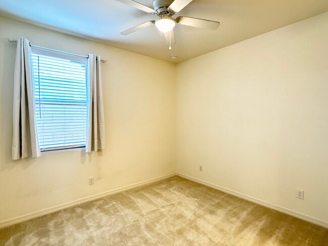 Building Photo - BEAUTIFUL VERRADO 3 BEDROOM PLUS DEN WITH ...