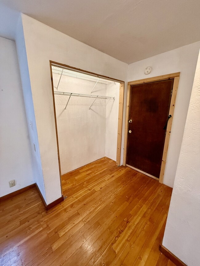 Building Photo - 17723 Lazy Dog Rd