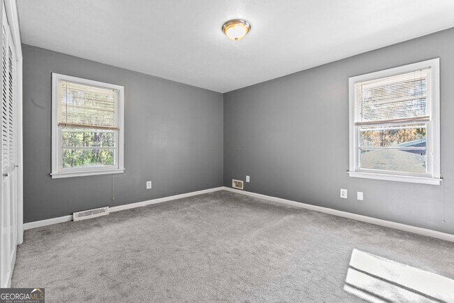 Building Photo - 6418 Briarwood Ct