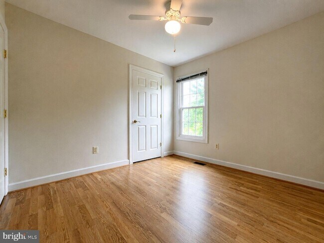 Building Photo - 20937 Cox Mills Ct