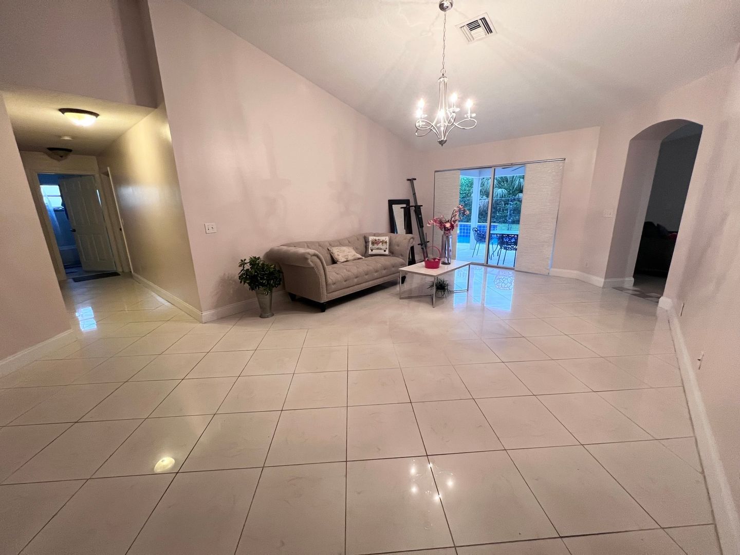 Building Photo - 3872 Cypress Lake Dr