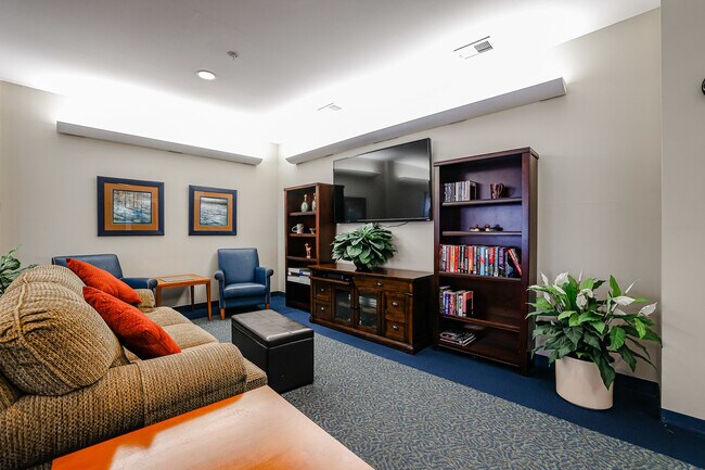 Building Photo - 12950 Meadow View Ct