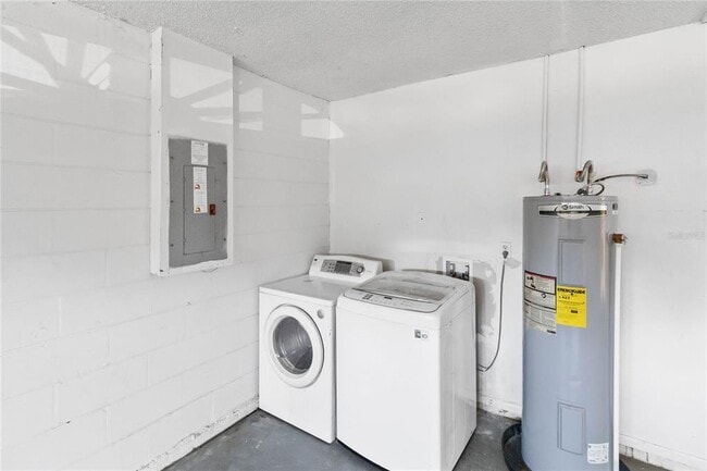Building Photo - 218 Cranbrook Dr