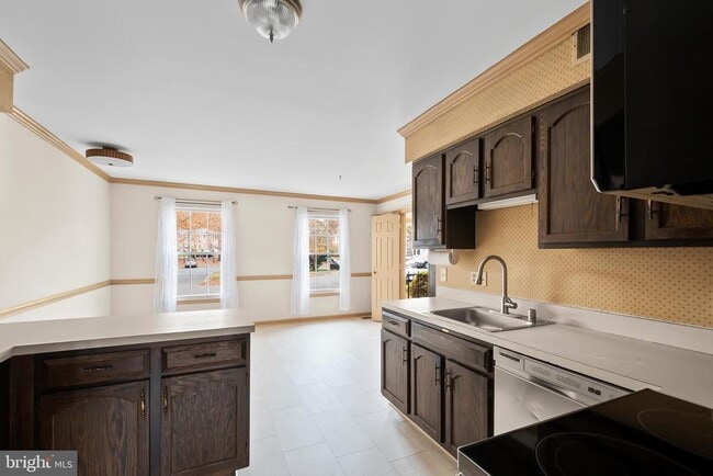 Building Photo - 9518 Hunt Square Ct