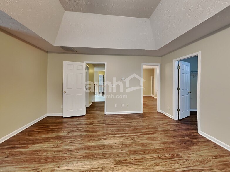 Building Photo - 3391 Hard Creek Ln