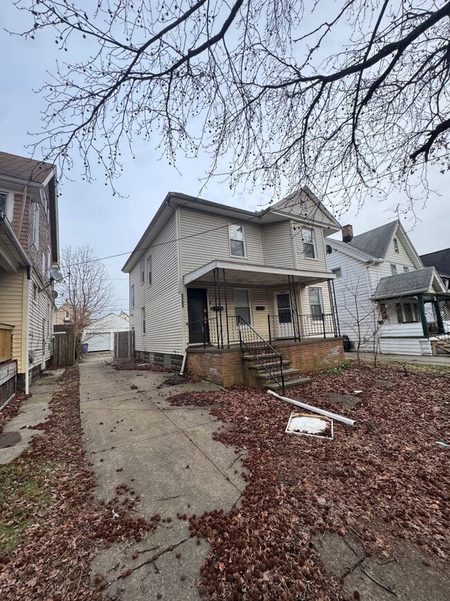 Building Photo - 3245 W 99th St