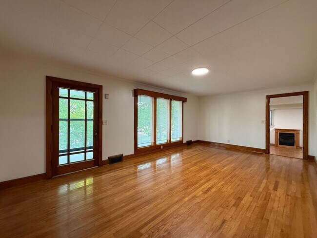 Building Photo - Tusculum Blvd Property