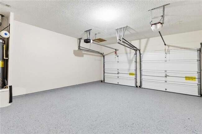 Building Photo - 490 Chippenham Ct