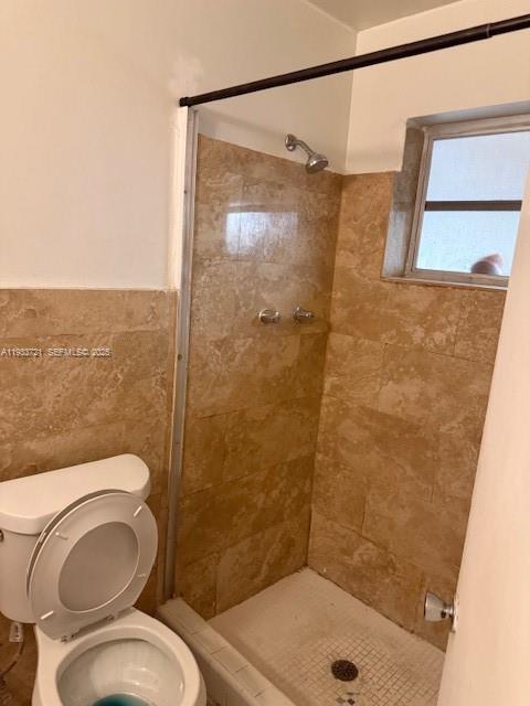 Building Photo - 3924 Hayes St