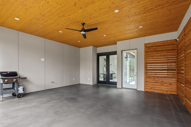 Building Photo - Modern Custom home in East Nashville-Many ...