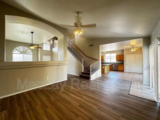 Building Photo - 971 S Meadows Dr