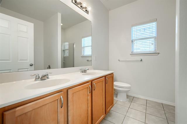 Building Photo - 2308 Angoni Way